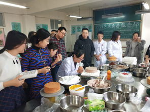 蛋糕裱花和圍巾扎染 食品與藝術(shù)文化交流活動(dòng)